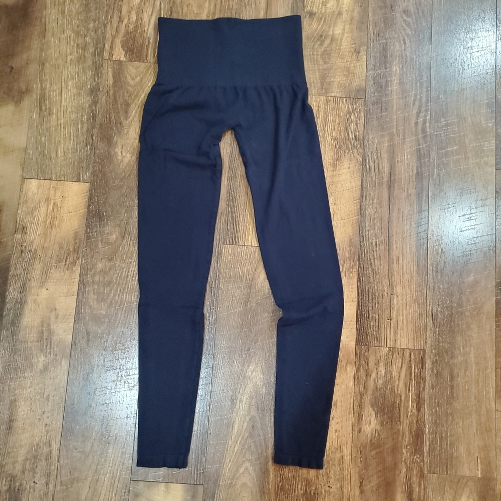 M. Rena navy one size leggings